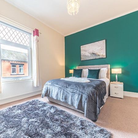 *King Bed* Luxury City Centre House Barrow-in-Furness Екстер'єр фото